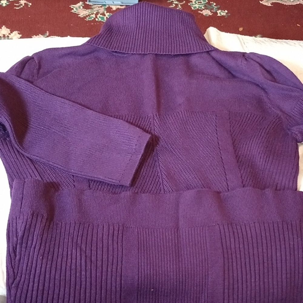Cato large, long purple turtle neck sweater form fitting (Rox356)